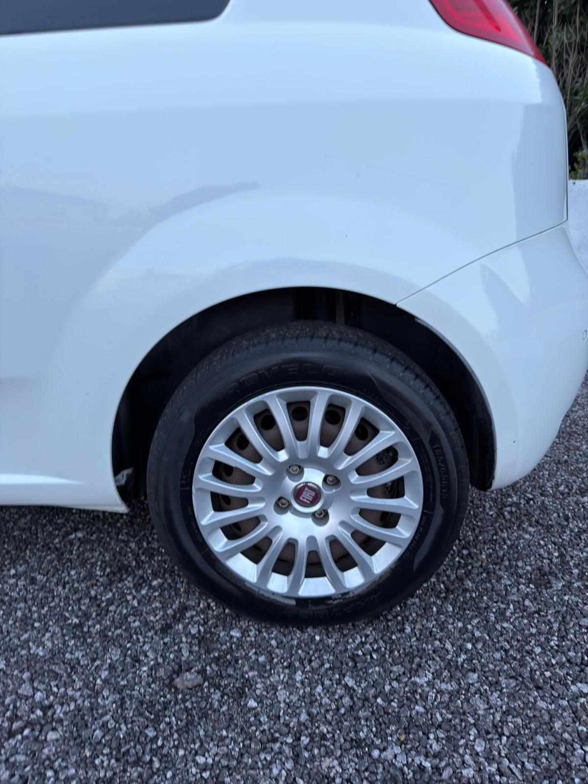 fiat-punto-2015-diesel-1248cc