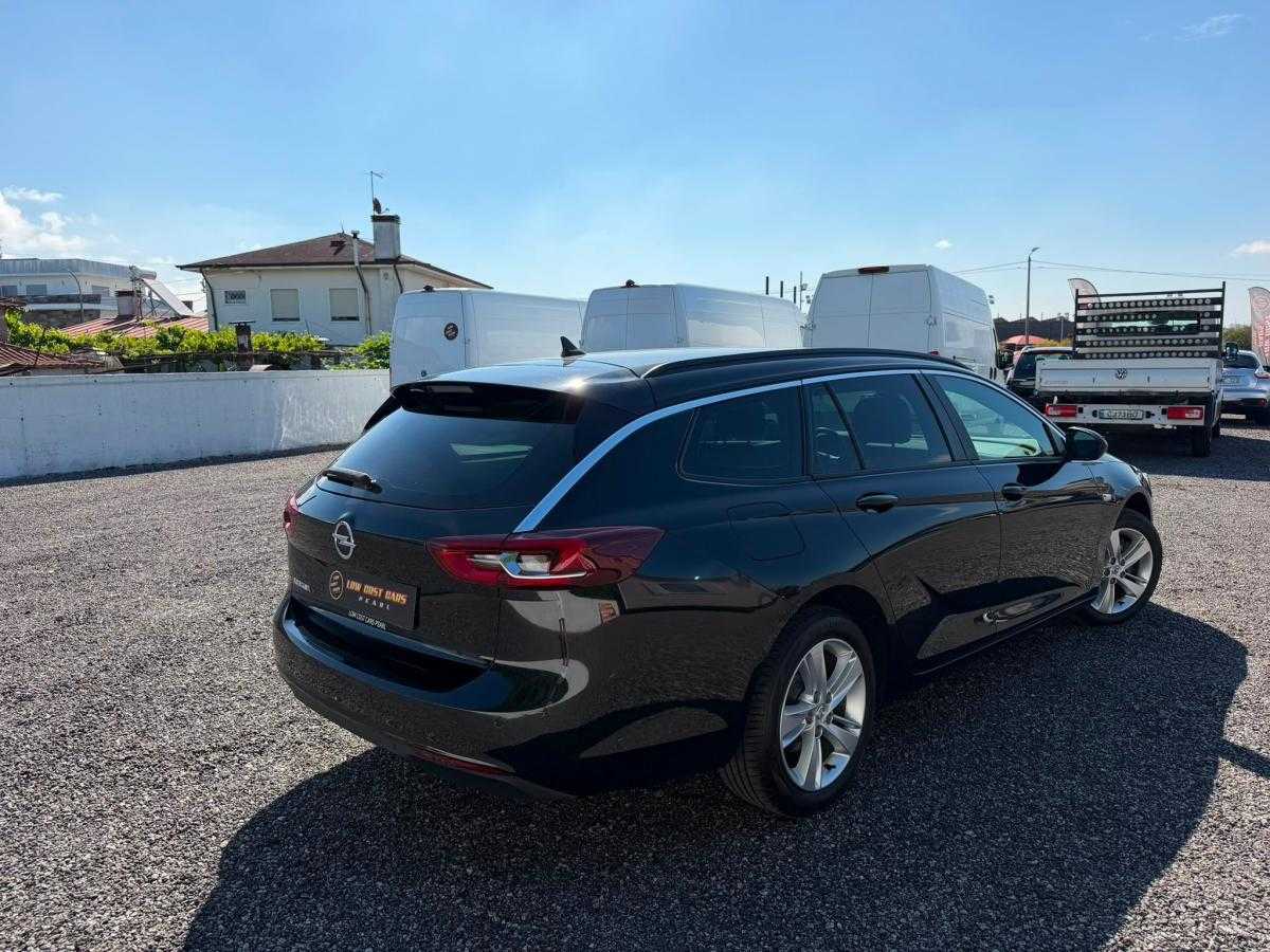 opel-insignia-sports-tourer-2021-diesel-1496cc