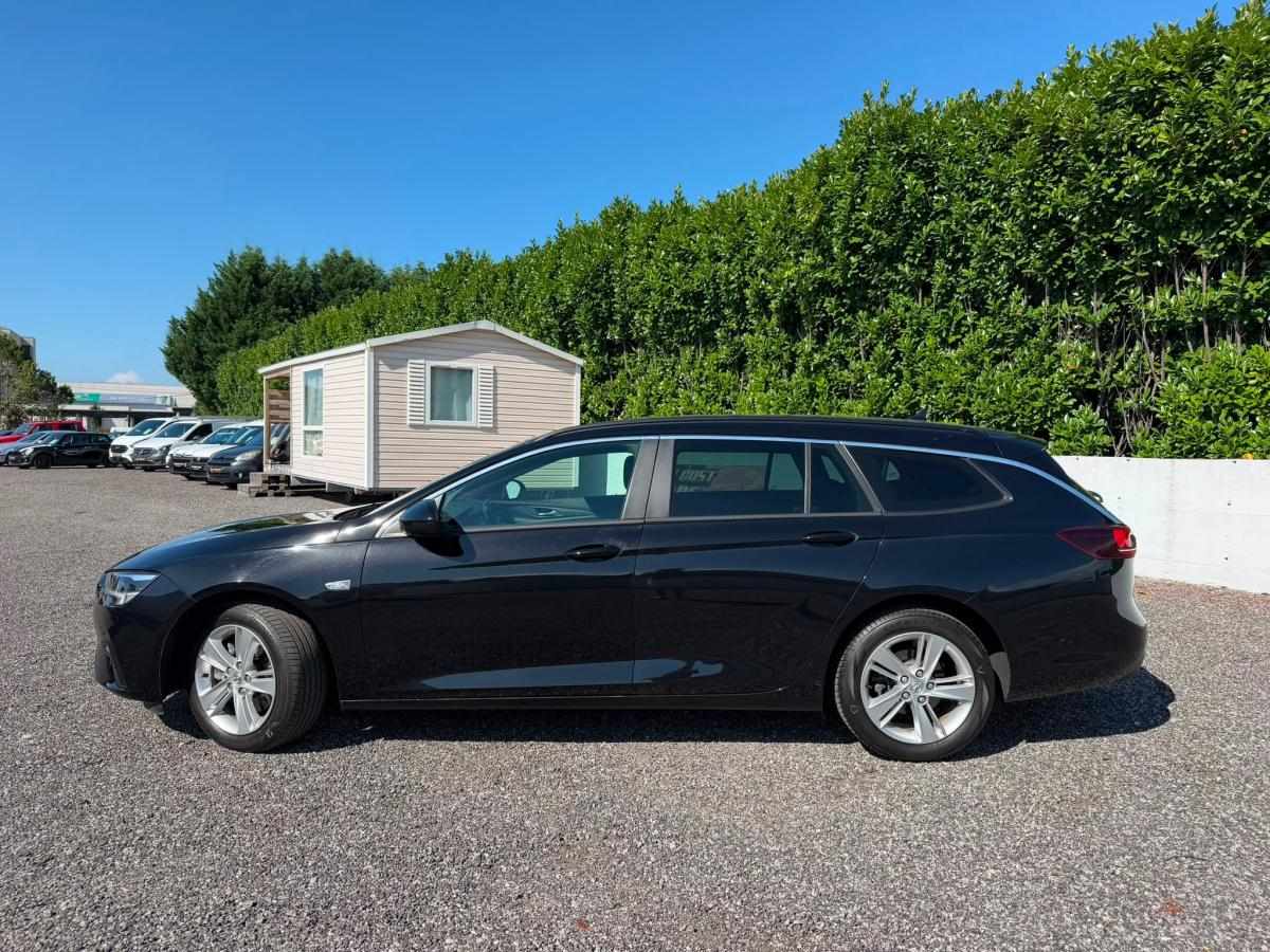 opel-insignia-sports-tourer-2021-diesel-1496cc