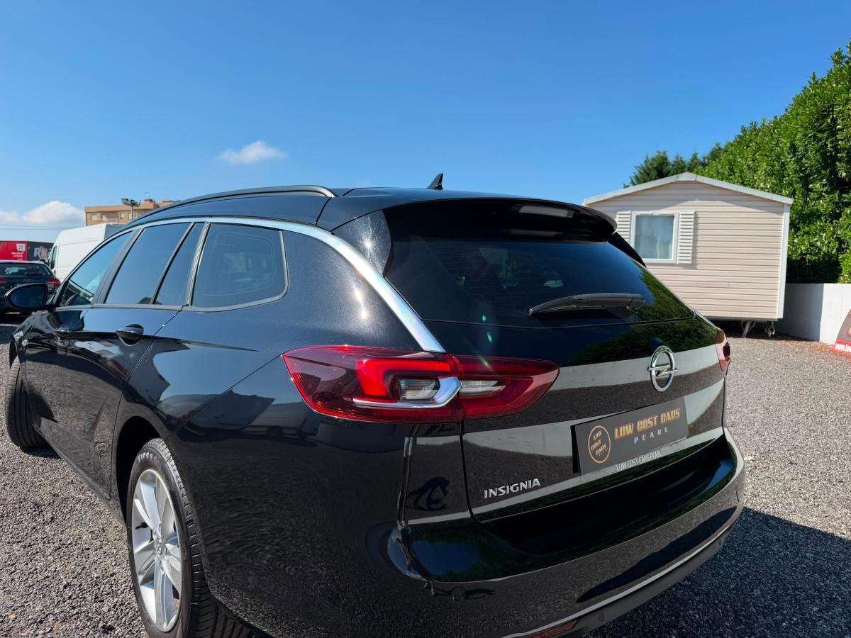 opel-insignia-sports-tourer-2021-diesel-1496cc