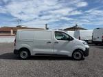 opel-vivaro-2023-diesel-1499cc