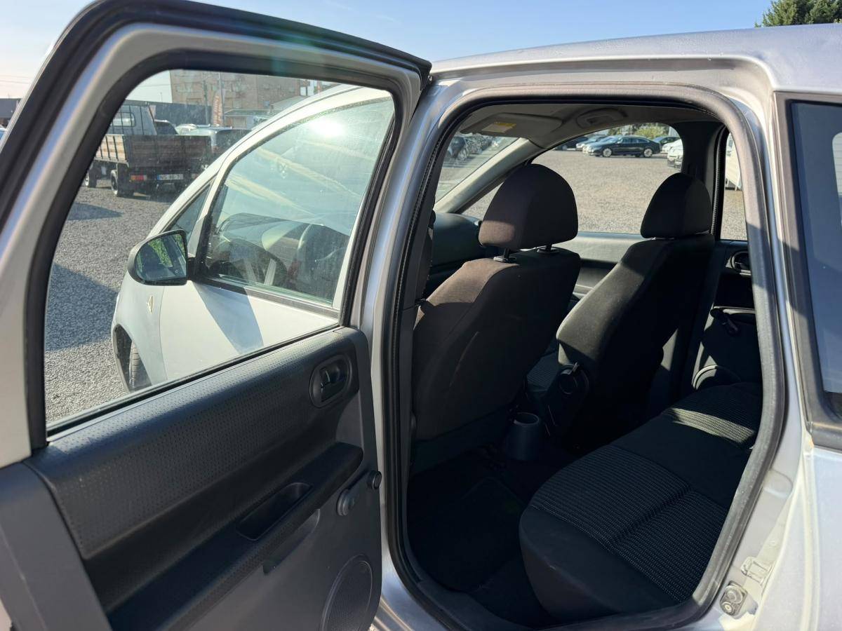 mitsubishi-colt-2008-gasolina-1124cc