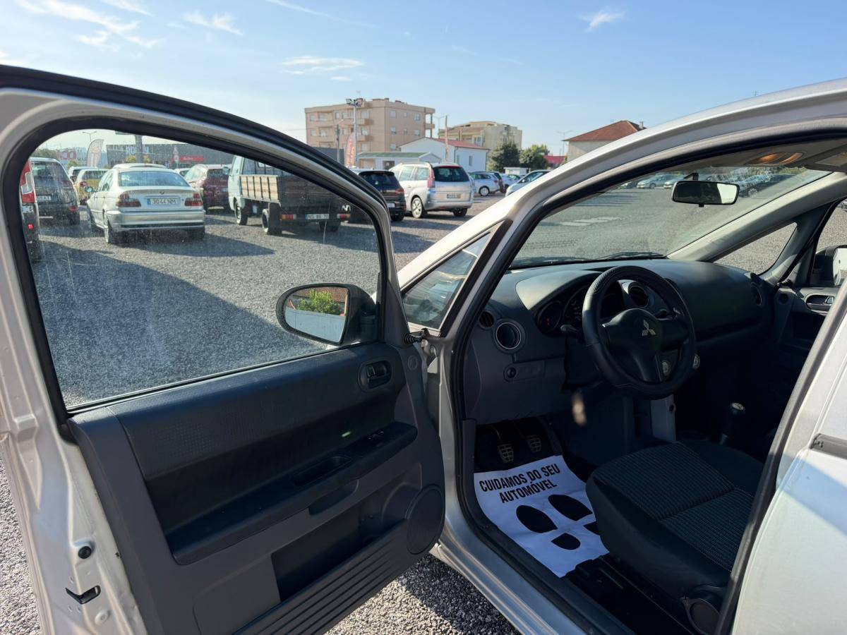 mitsubishi-colt-2008-gasolina-1124cc