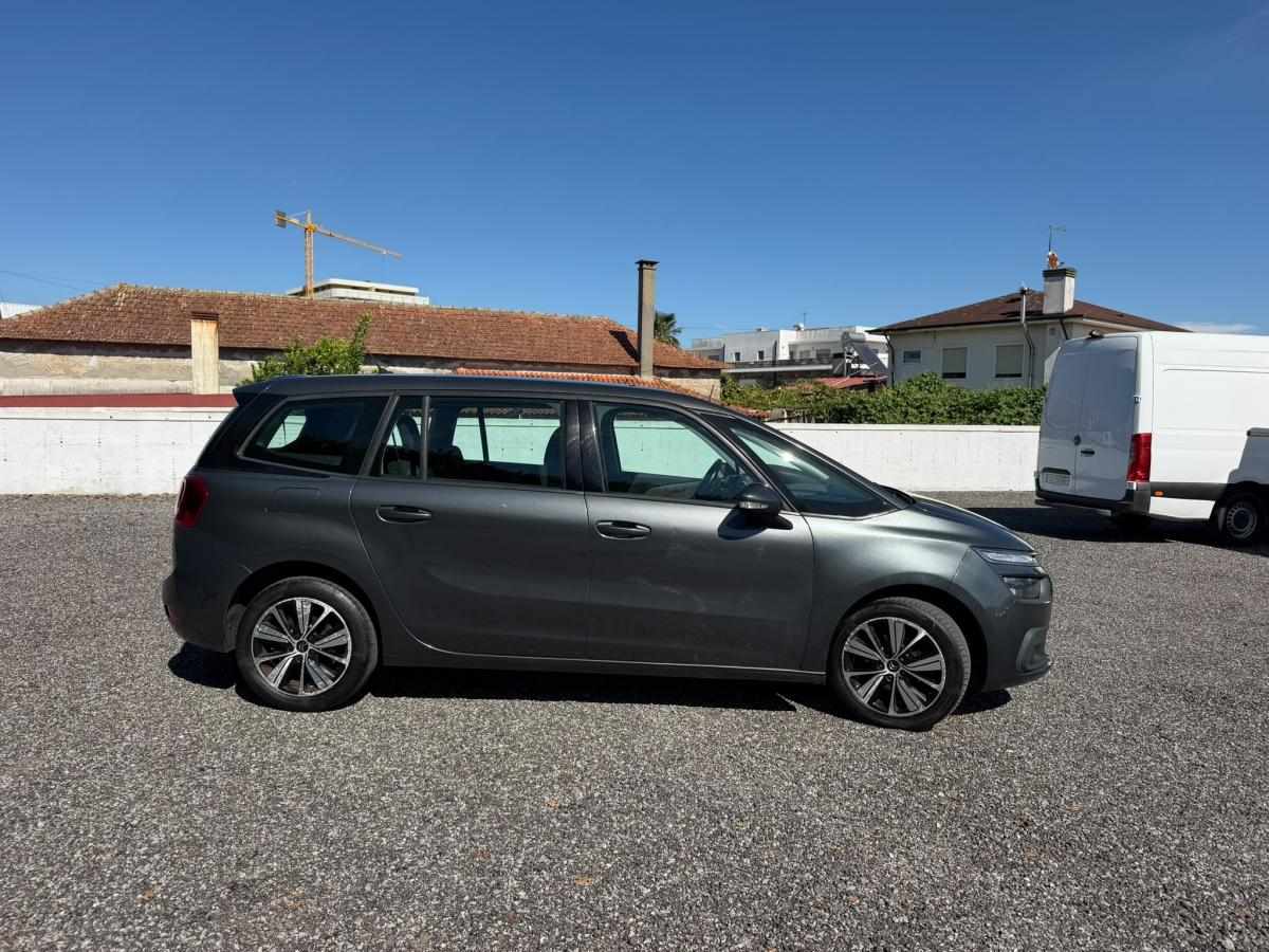 citroen-c4-grand-picasso-2017-diesel-1560cc