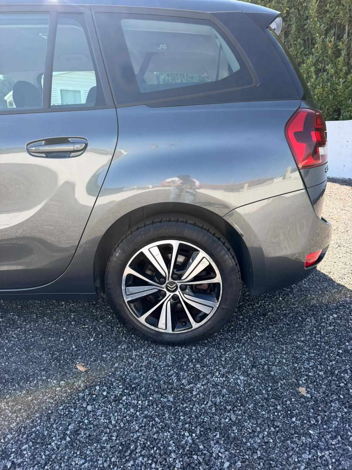 citroen-c4-grand-picasso-2017-diesel-1560cc