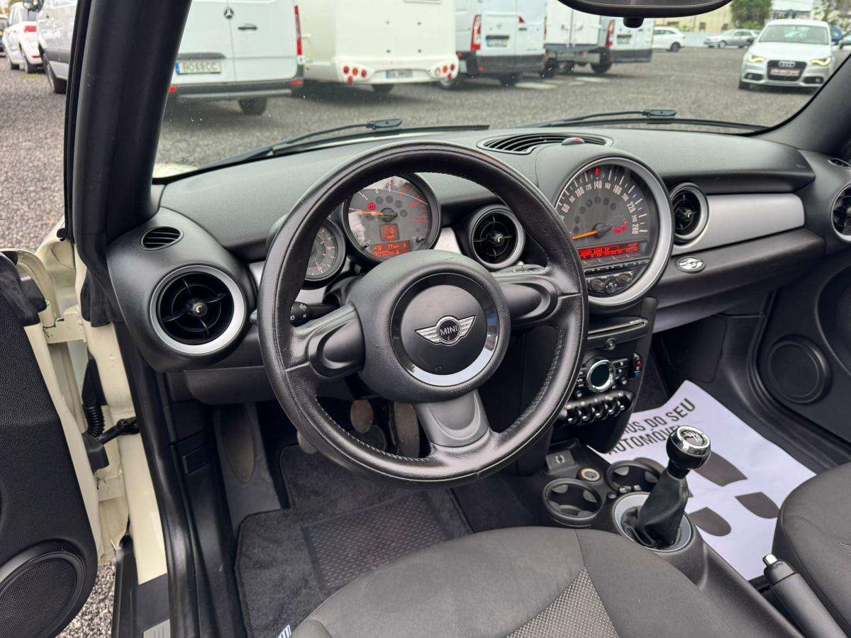 mini-cooper-2015-diesel-1598cc