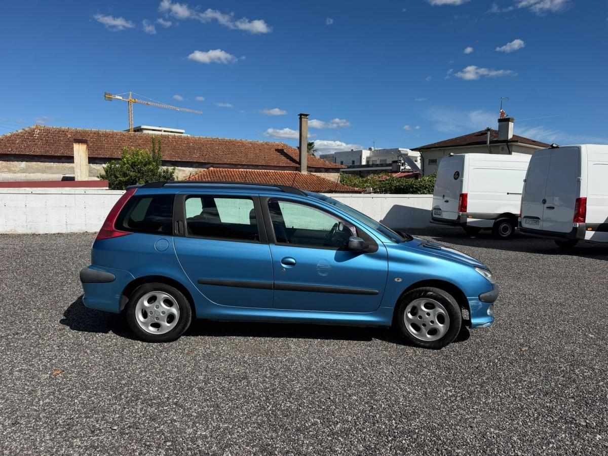 peugeot-206-sw-2003-gasolina-1360cc