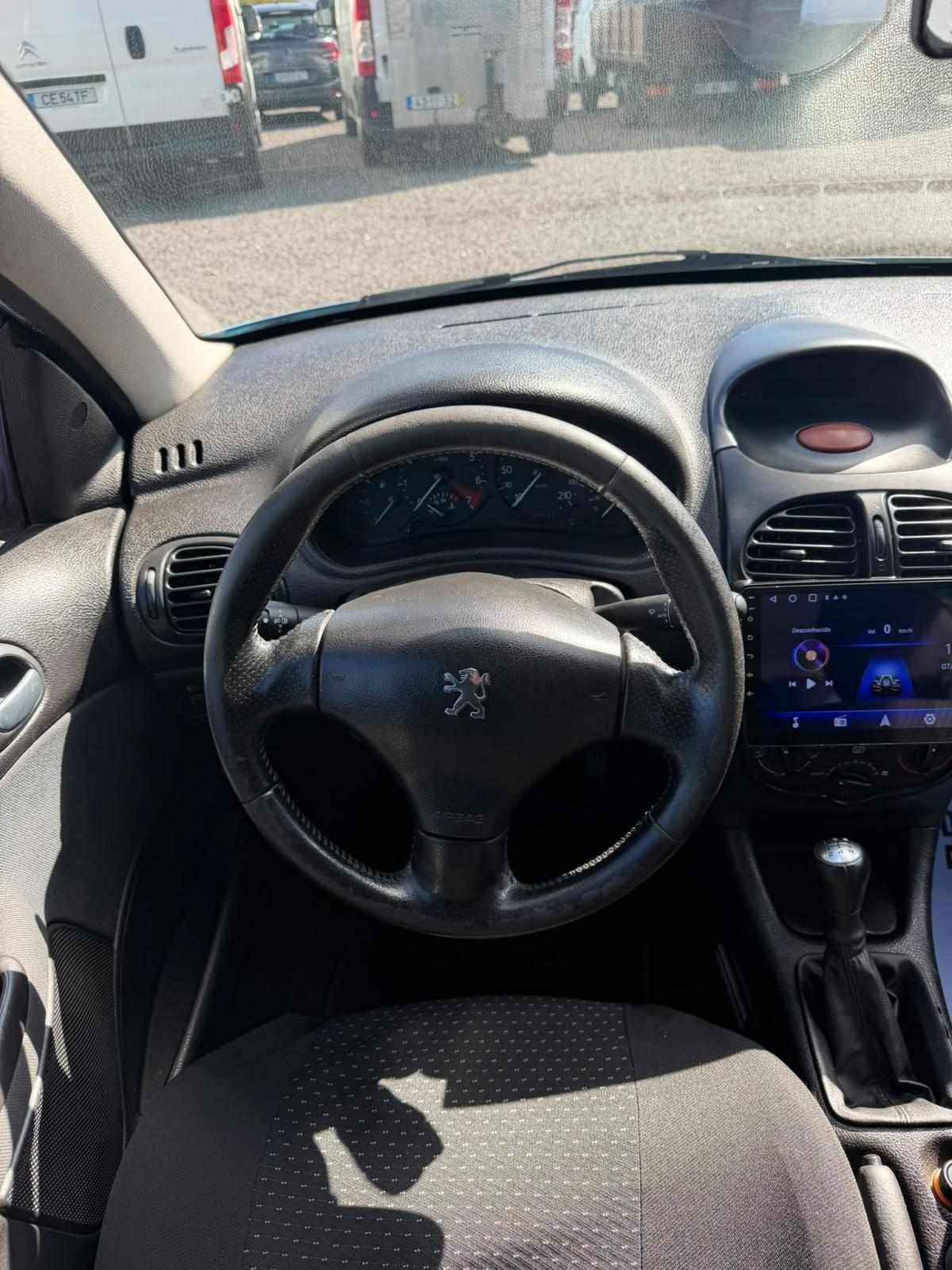 peugeot-206-sw-2003-gasolina-1360cc