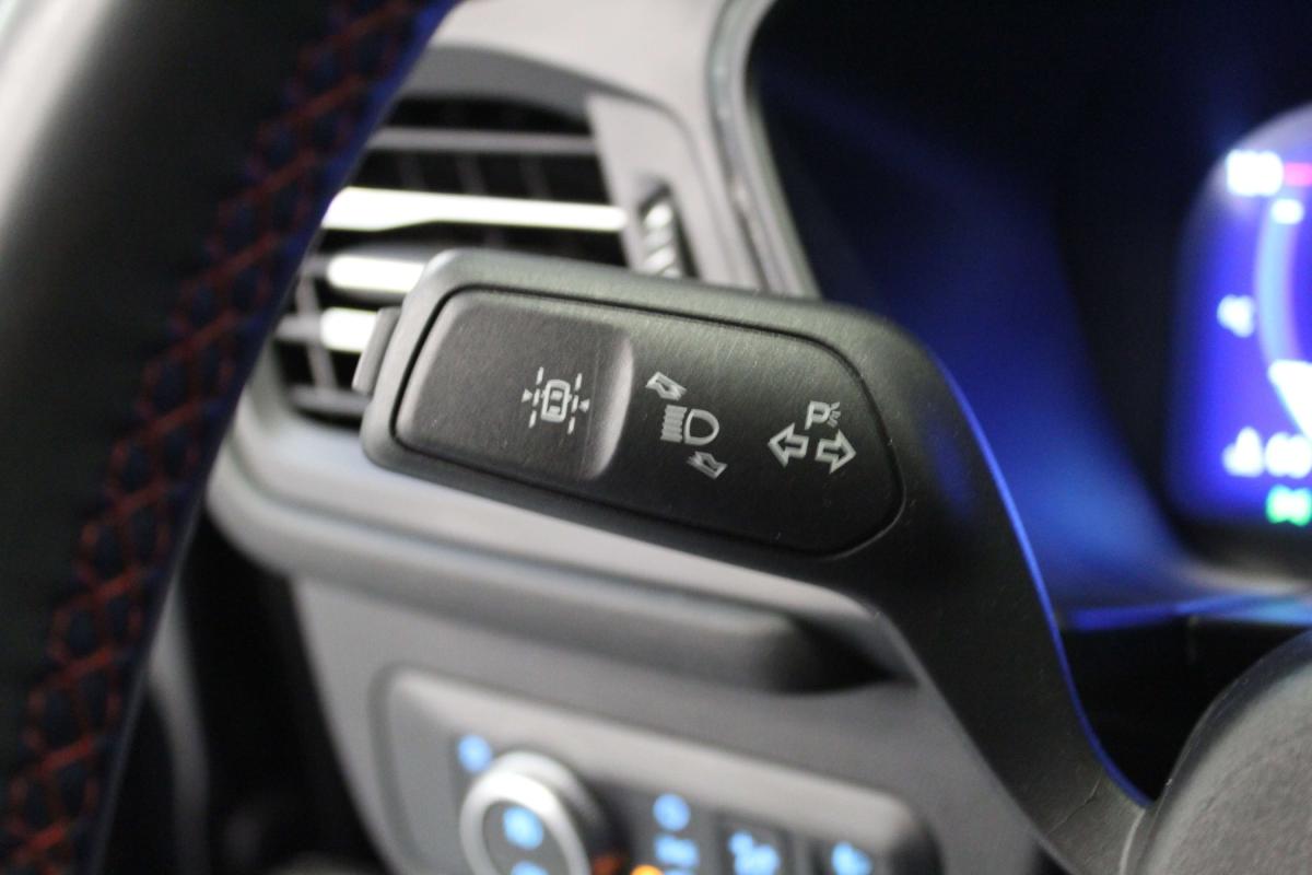 ford-kuga-2022-gasolina-1499cc