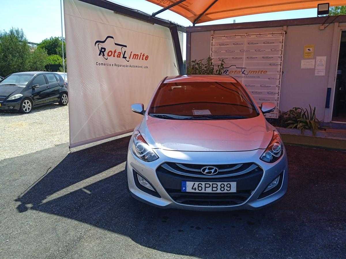hyundai-i30-2014-diesel-1582cc