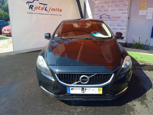 volvo-v40-2018-diesel-1969cc