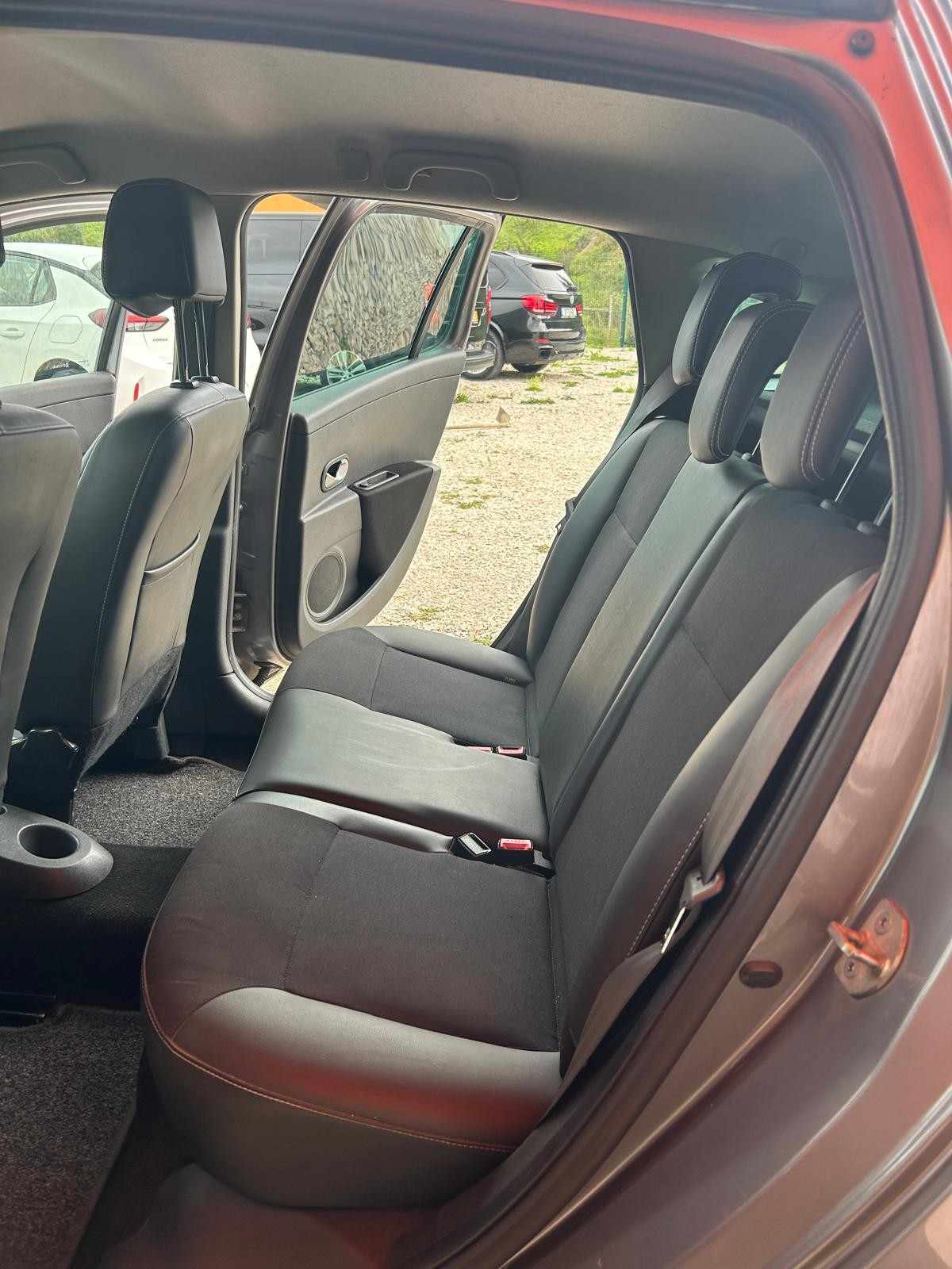 renault-clio-break-2012-diesel-1461cc
