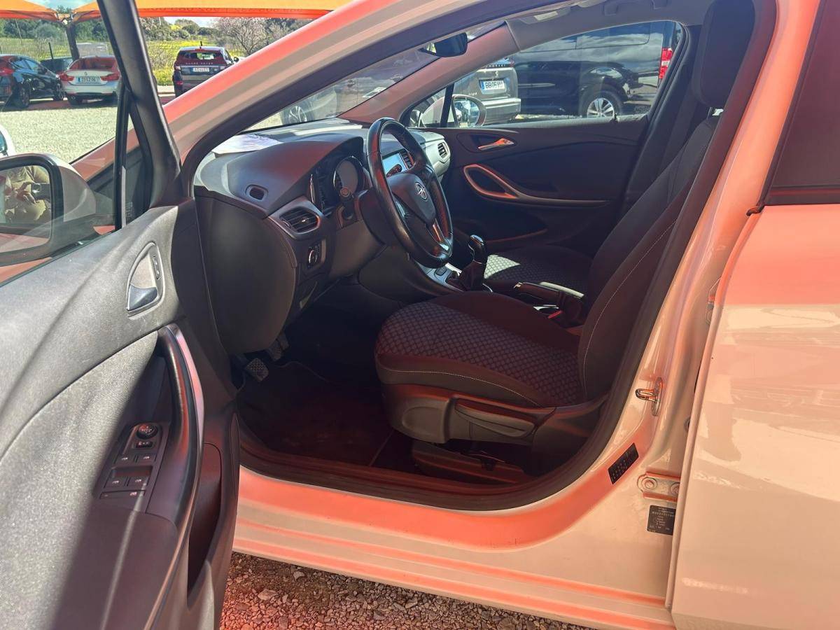 opel-astra-sport-tourer-2018-diesel-1598cc