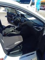 peugeot-208-2015-gasolina-1199cc