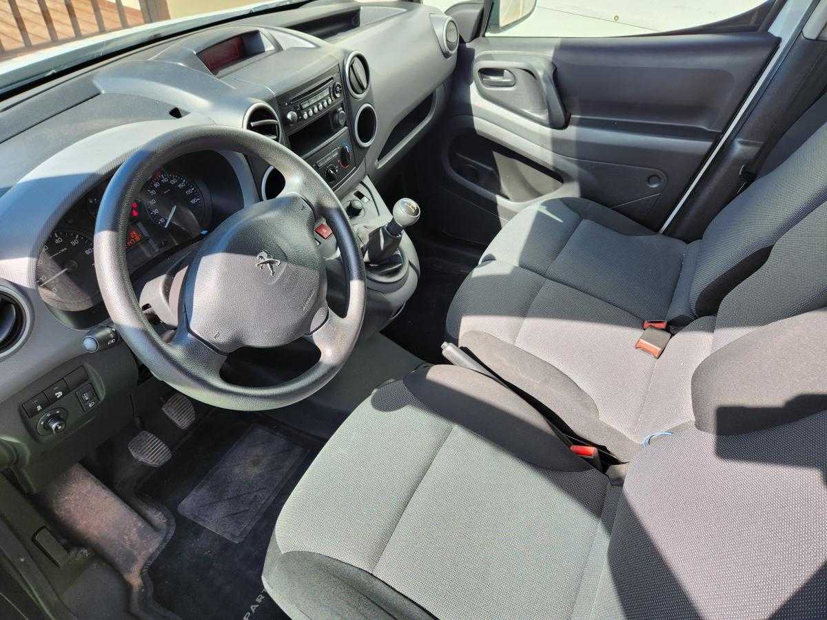 peugeot-partner-2017-diesel-1600cc
