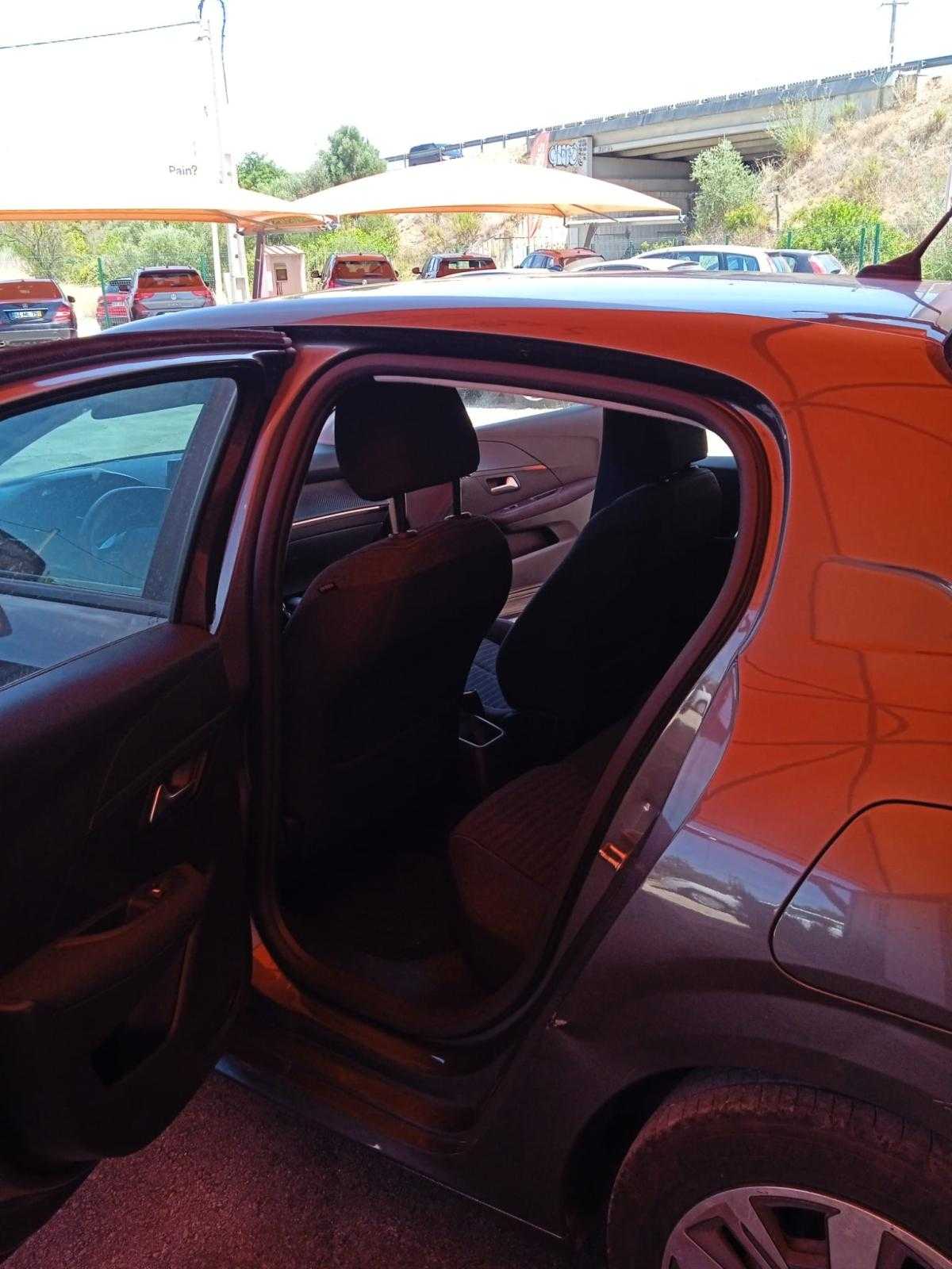 peugeot-208-2023-gasolina-1199cc