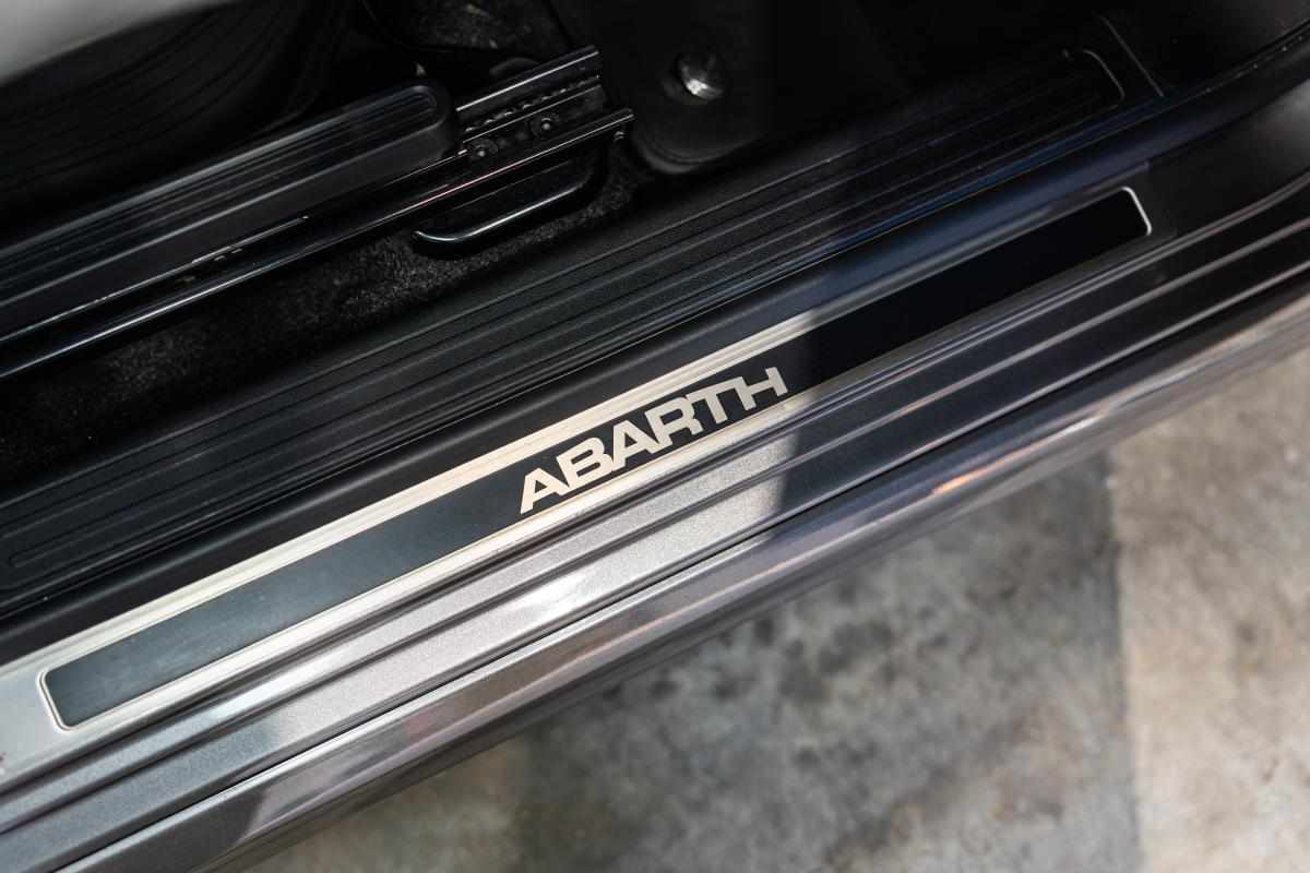 abarth-500-595-1-4-t-jet-2017-gasolina-1368cc