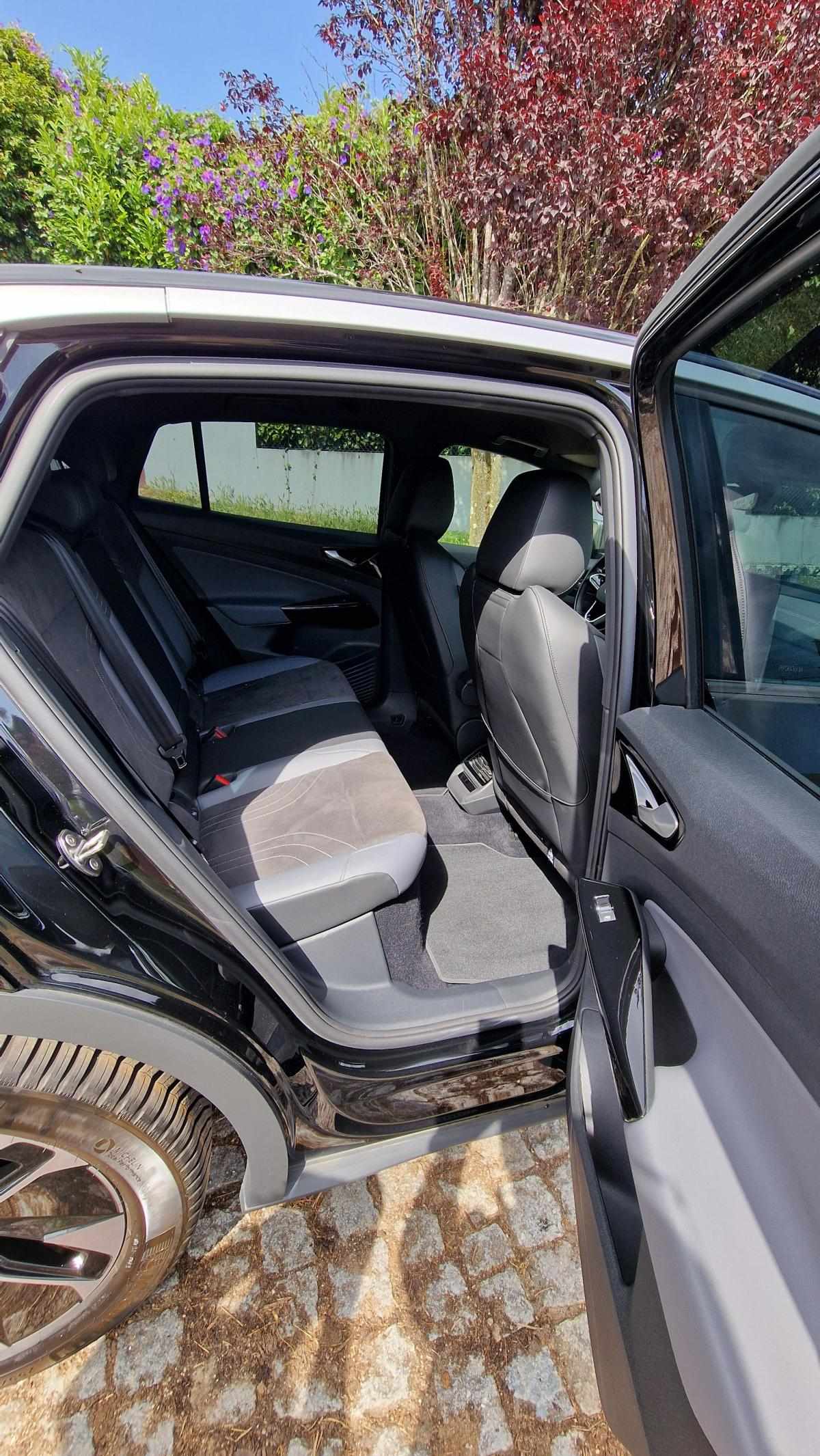 volkswagen-id-5-1-geracao-2022-eletrico