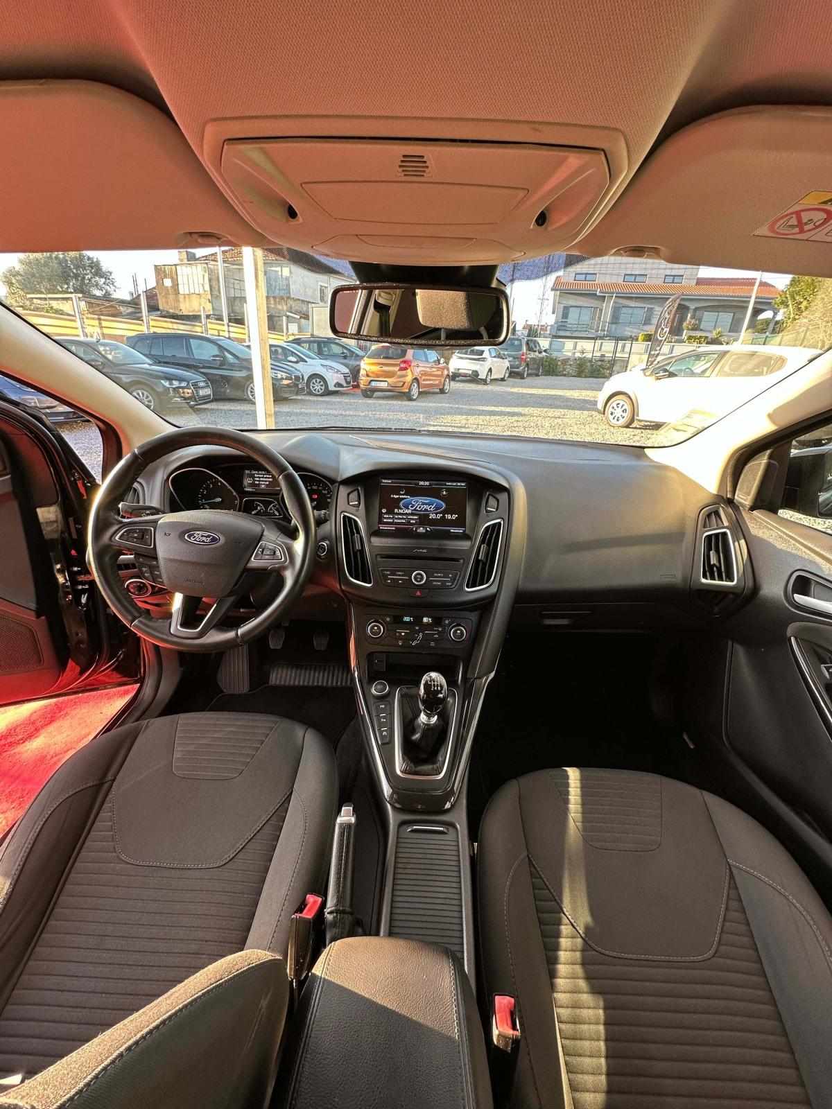 ford-focus-2016-gasolina-998cc
