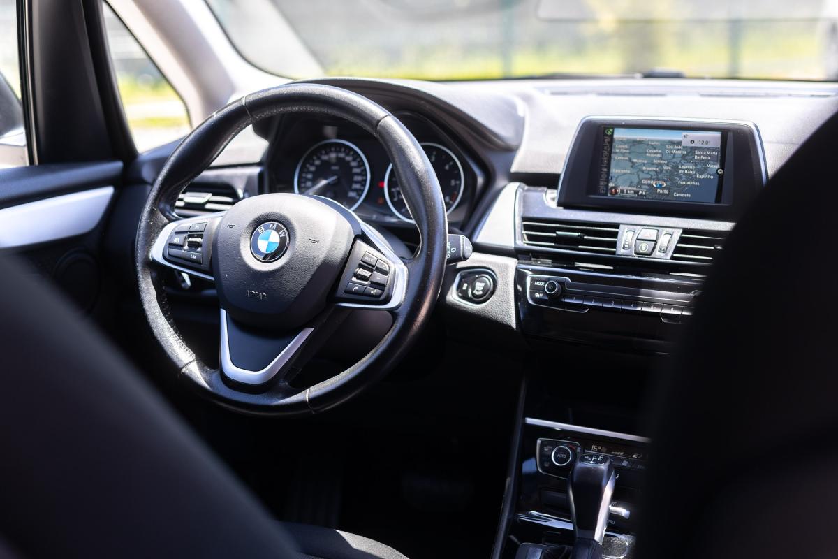 bmw-serie-2-2017-diesel-1496cc