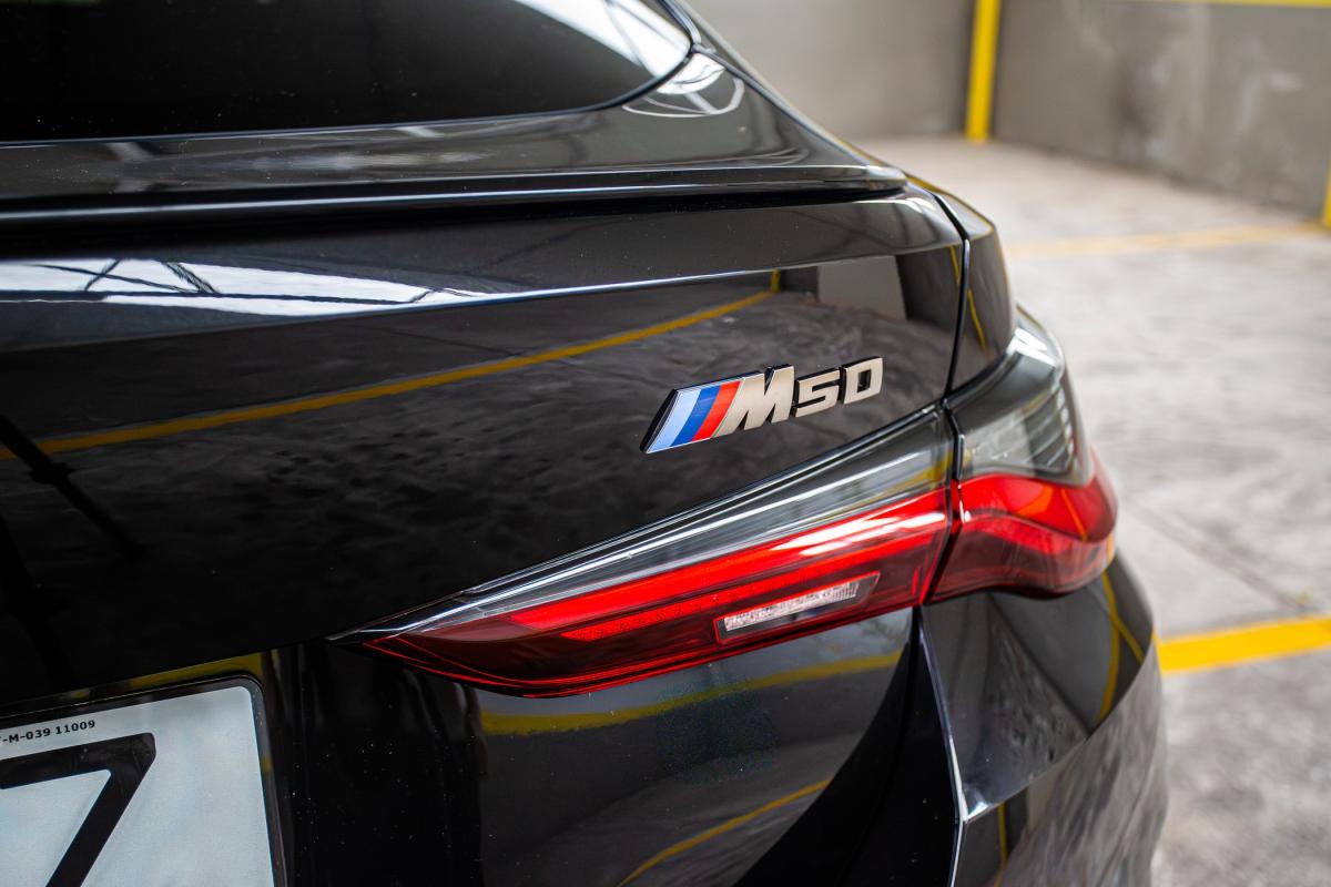 bmw-i4-2022-eletrico-5000cc