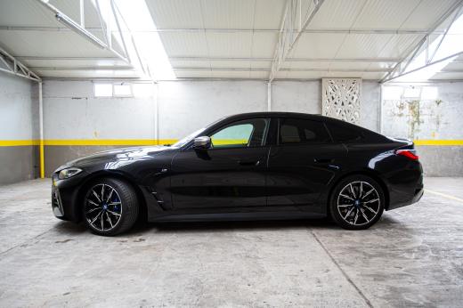 bmw-serie-i-i4-m50-2022-eletrico-5000cc