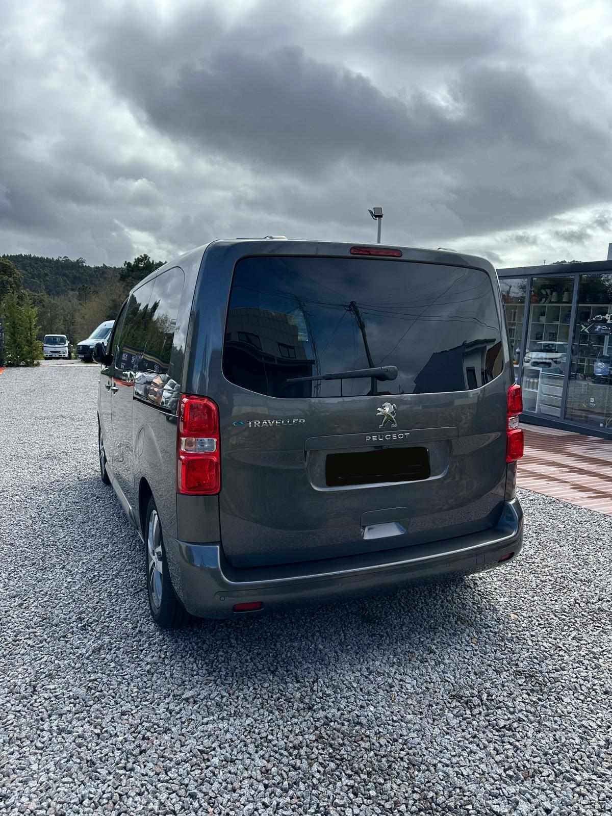 peugeot-traveller-2023-eletrico-0cc
