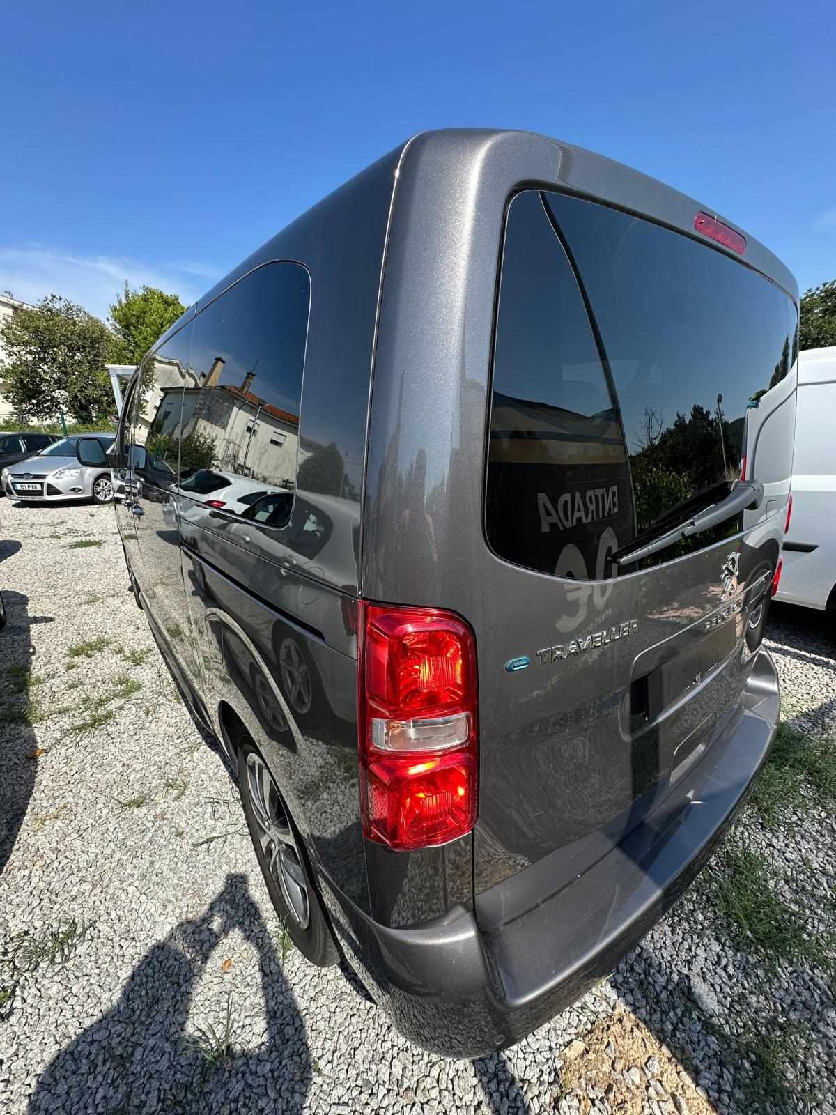 peugeot-traveller-2023-eletrico-0cc