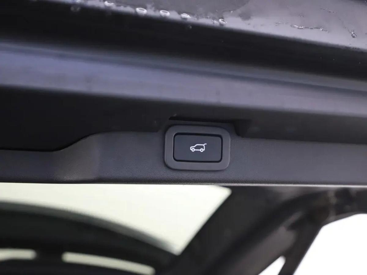 land-rover-discovery-2017-diesel-1999cc