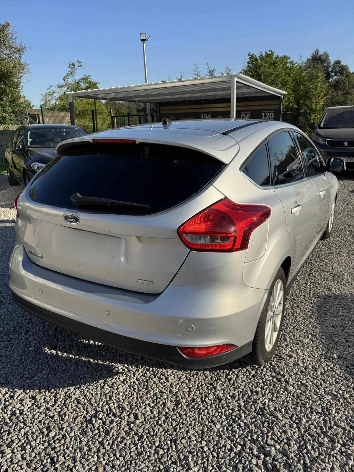 ford-c-max-2015-gasolina-998cc