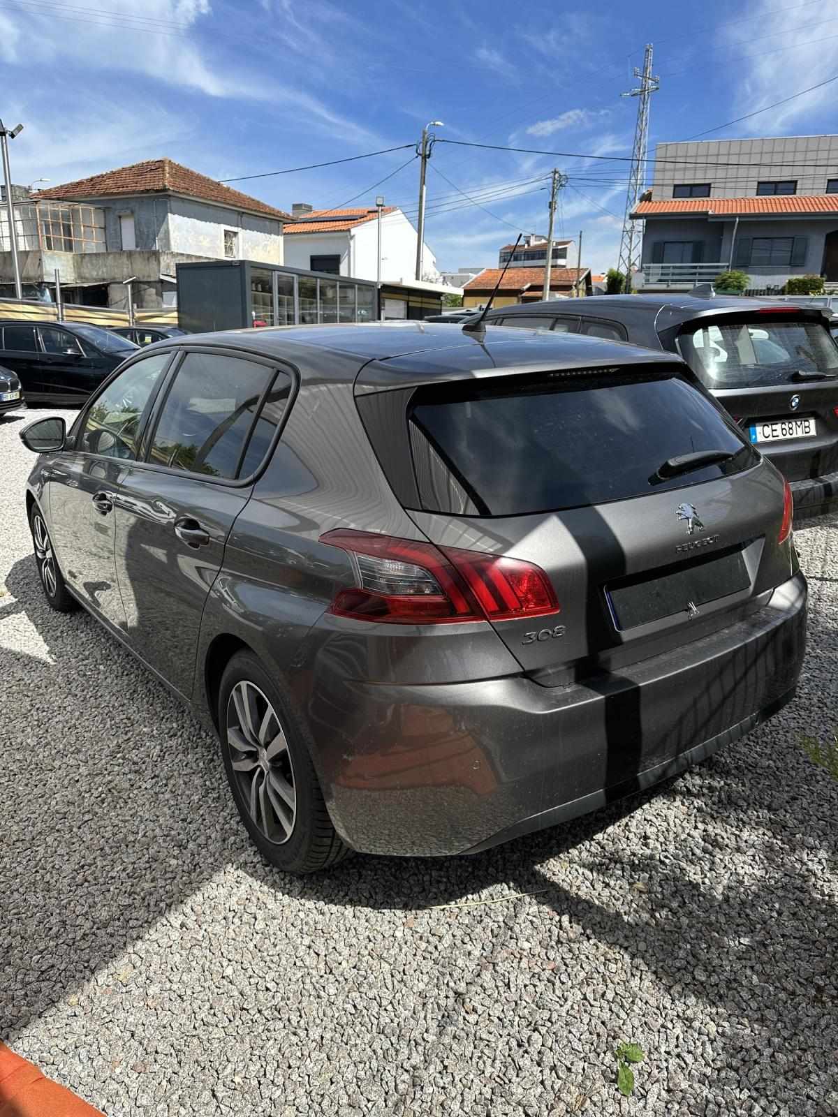 peugeot-308-2021-gasolina-1199cc