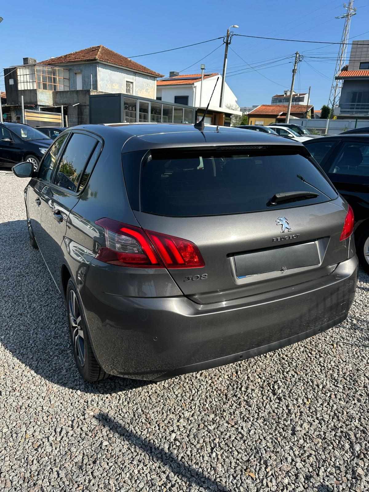 peugeot-308-2021-gasolina-1199cc