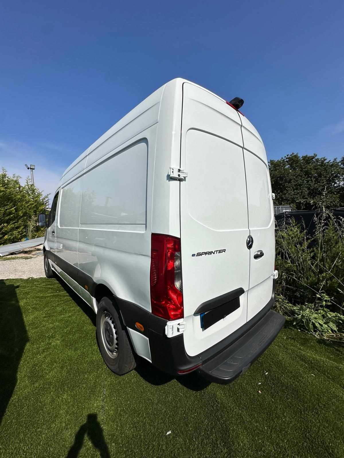 mercedes-benz-sprinter-2023-eletrico-0cc