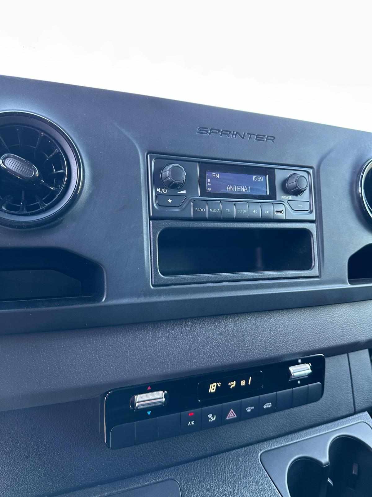 mercedes-benz-sprinter-2023-eletrico-0cc