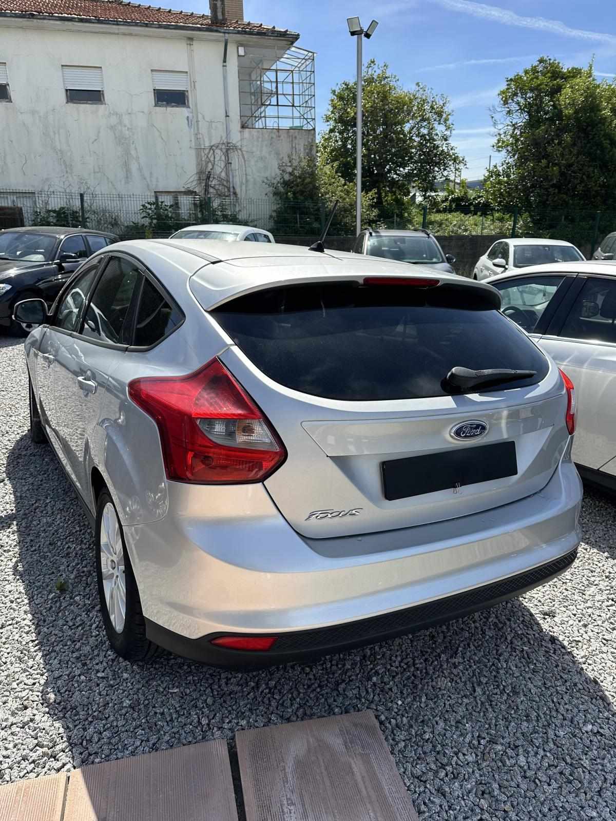 ford-focus-2011-diesel-1560cc