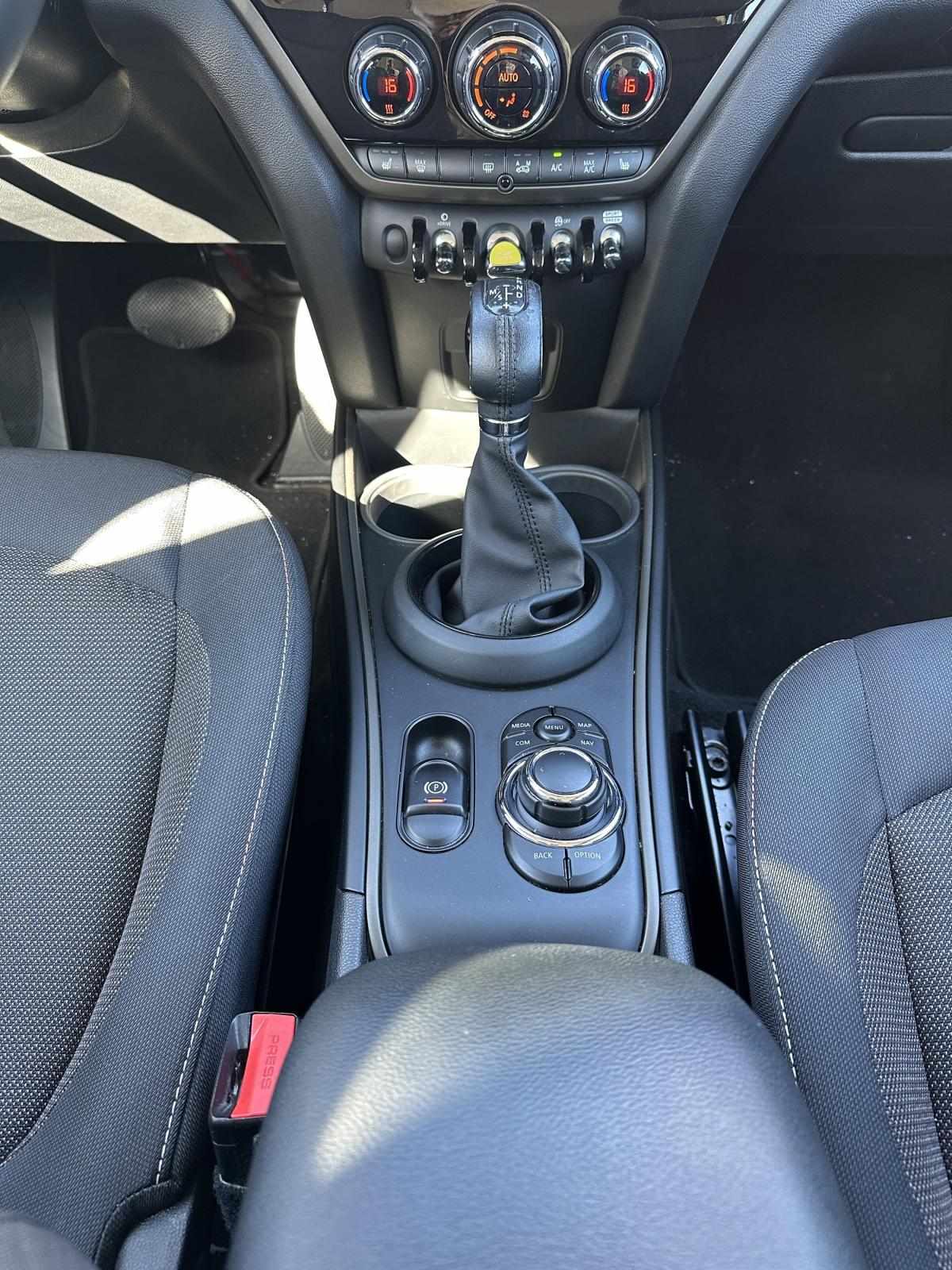 mini-countryman-2022-hibrido-a-gasolina-1499cc