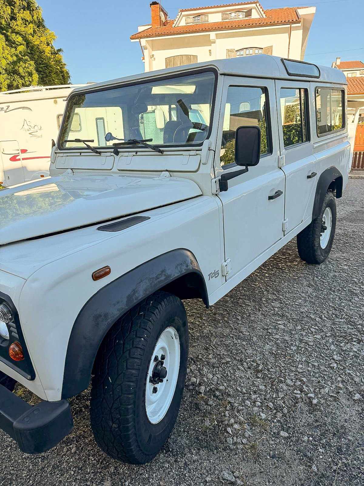 land-rover-defender-2000-diesel-2495cc