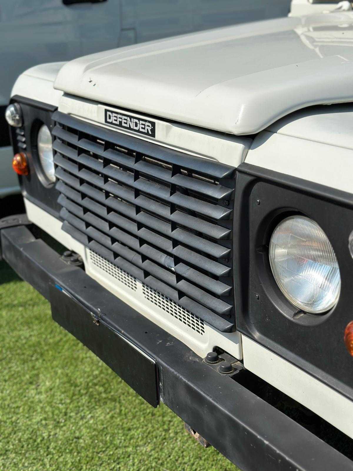 land-rover-defender-2000-diesel-2495cc