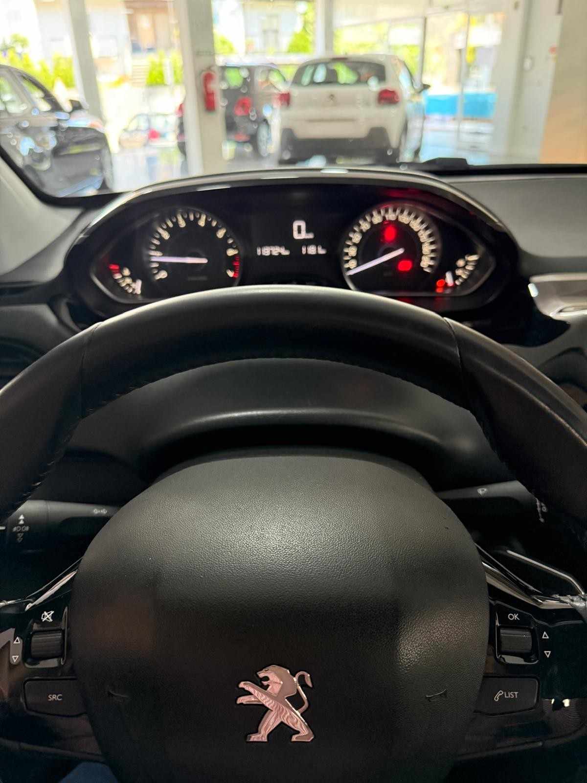 peugeot-208-2018-gasolina-1199cc