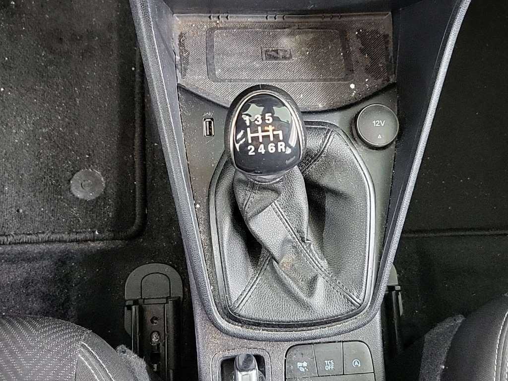 ford-fiesta-2022-gasolina-998cc