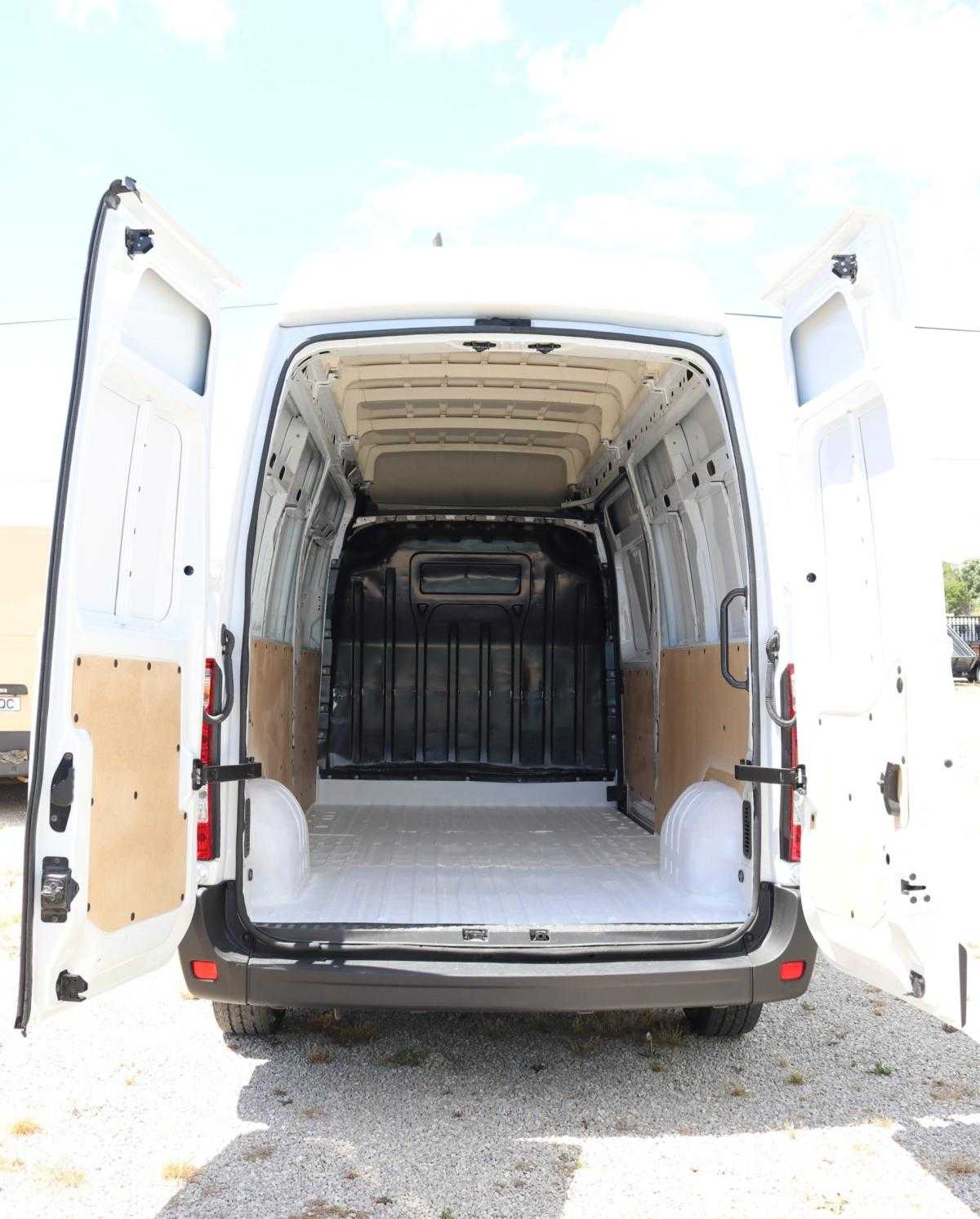 renault-master-2019-diesel-2299cc