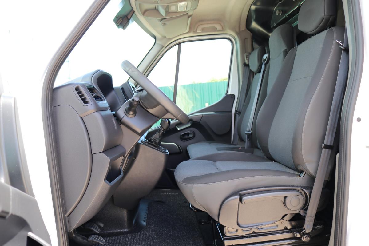 renault-master-2019-diesel-2299cc