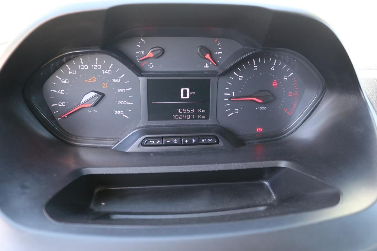 peugeot-partner-2019-diesel-1560cc