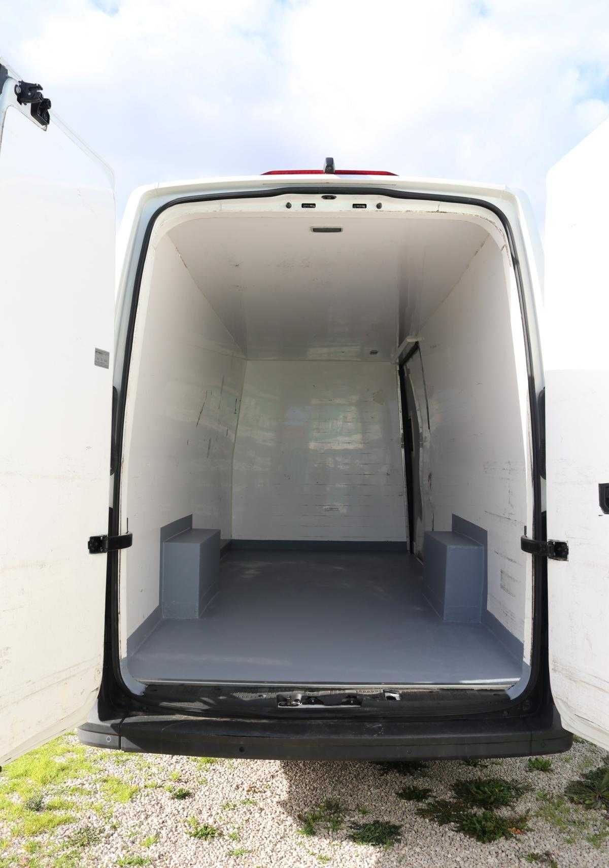 volkswagen-crafter-2021-diesel-1968cc
