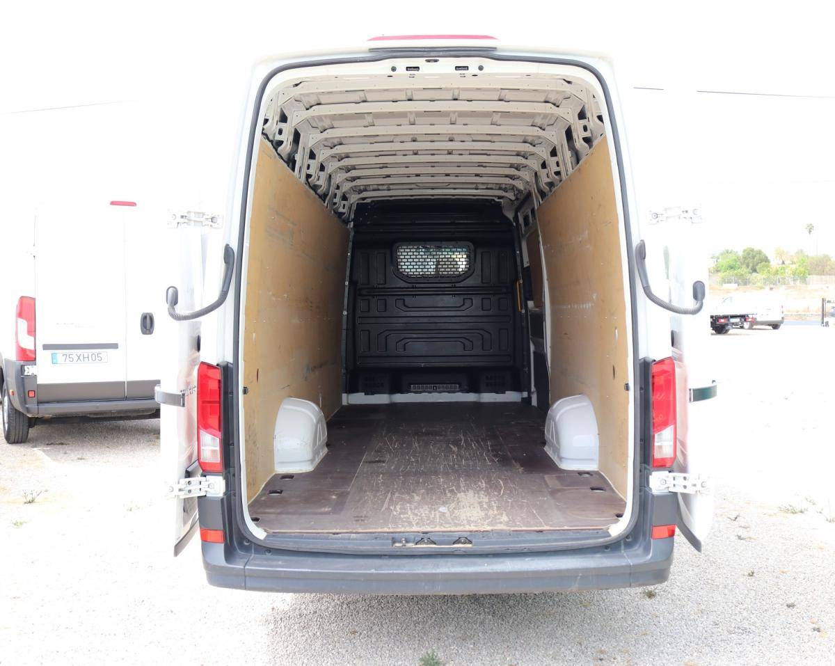 volkswagen-crafter-2020-diesel-1968cc