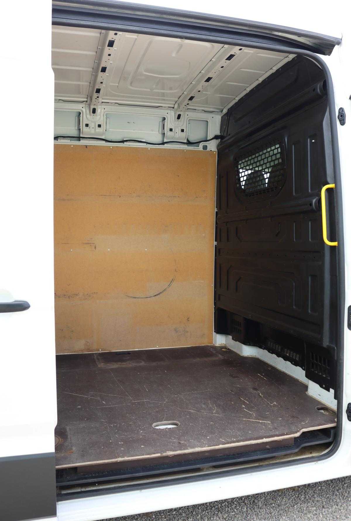 volkswagen-crafter-2020-diesel-1968cc