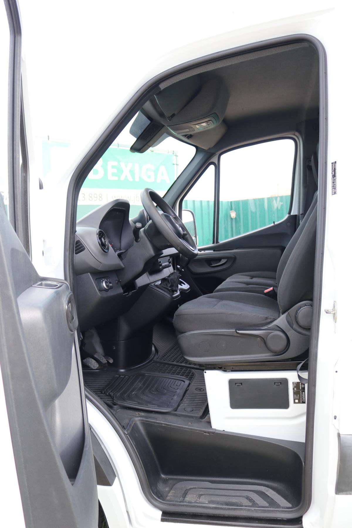 mercedes-benz-sprinter-2020-diesel-2143cc