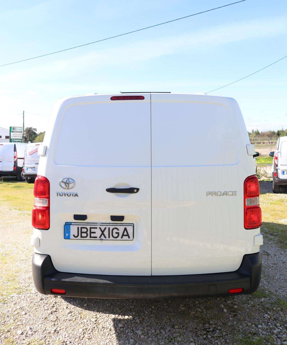 toyota-proace-2021-diesel-1997cc