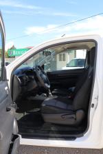 toyota-hilux-2022-diesel-2393cc