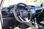 toyota-hilux-2022-diesel-2393cc